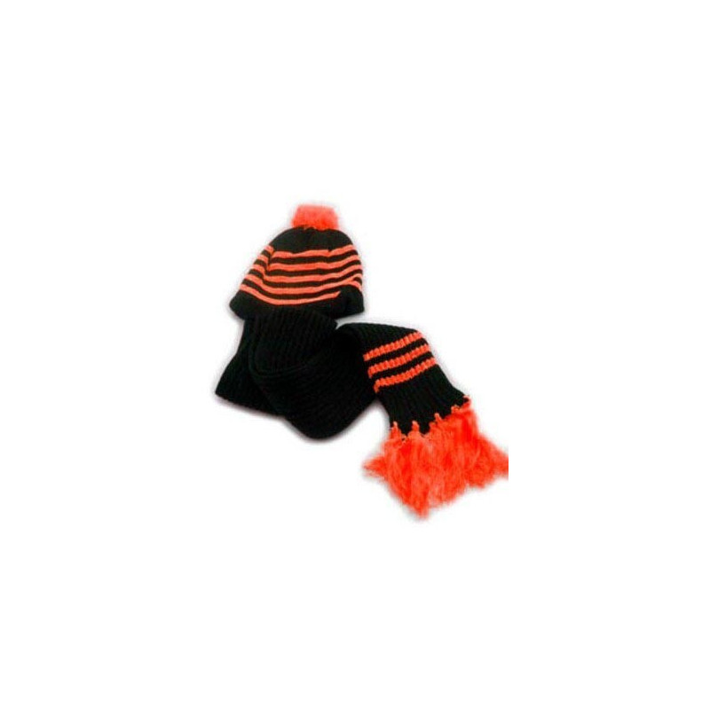 Bonnet et écharpe orange fluo
