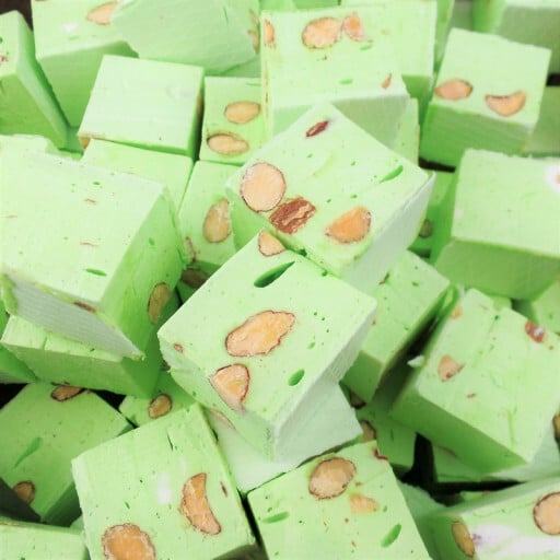 Nougat vert à la pistache - Cube aux amandes