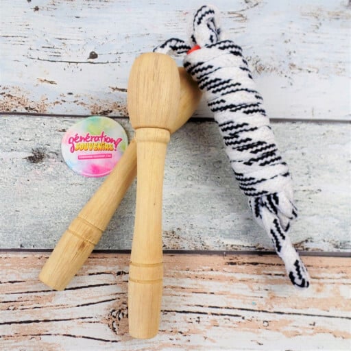 Corde à sauter en bois