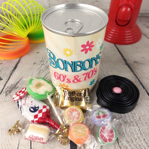Boîte de conserve remplie de bonbons anciens - Années 60 et 70