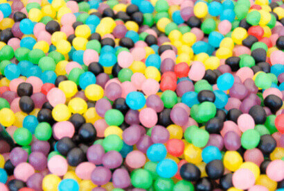 Les bonbons Dragibus : un goût pour chaque couleur ?
